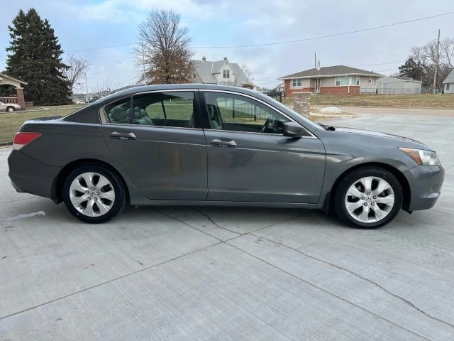 2010 Honda Accord 8th Gen - Image 6 of 21