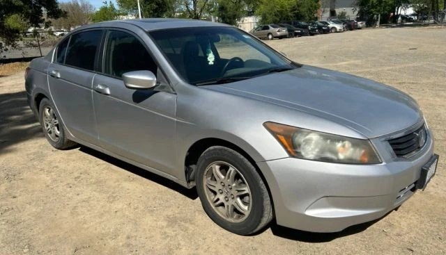 2010 Honda Accord 8th Gen - Image 2 of 12