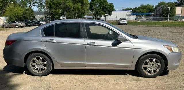 2010 Honda Accord 8th Gen - Image 3 of 12