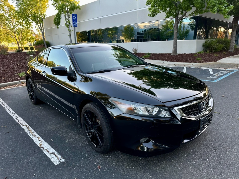 2010 Honda Accord 8th Gen - Image 11 of 31