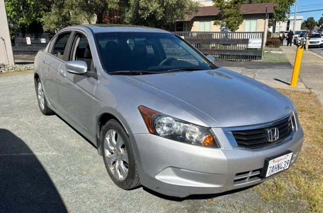2010 Honda Accord 8th Gen - Image 7 of 15
