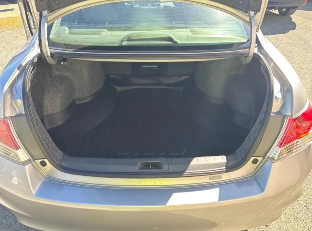 2010 Honda Accord 8th Gen - Image 15 of 15