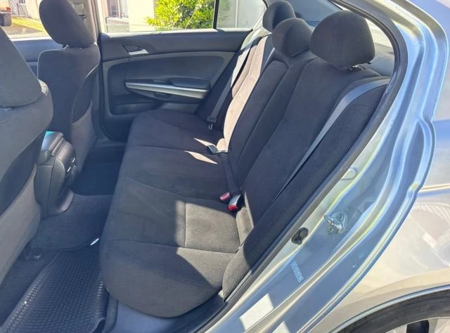 2010 Honda Accord 8th Gen - Image 13 of 15