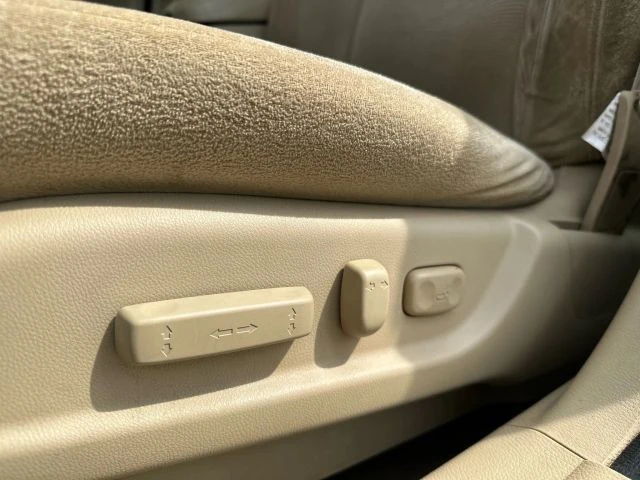 2010 Honda Accord 8th Gen - Image 13 of 21