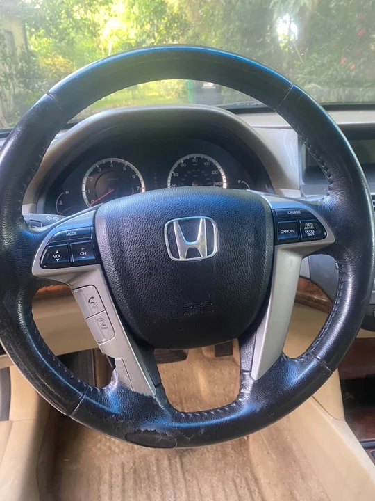 2010 Honda Accord 8th Gen - Image 10 of 16