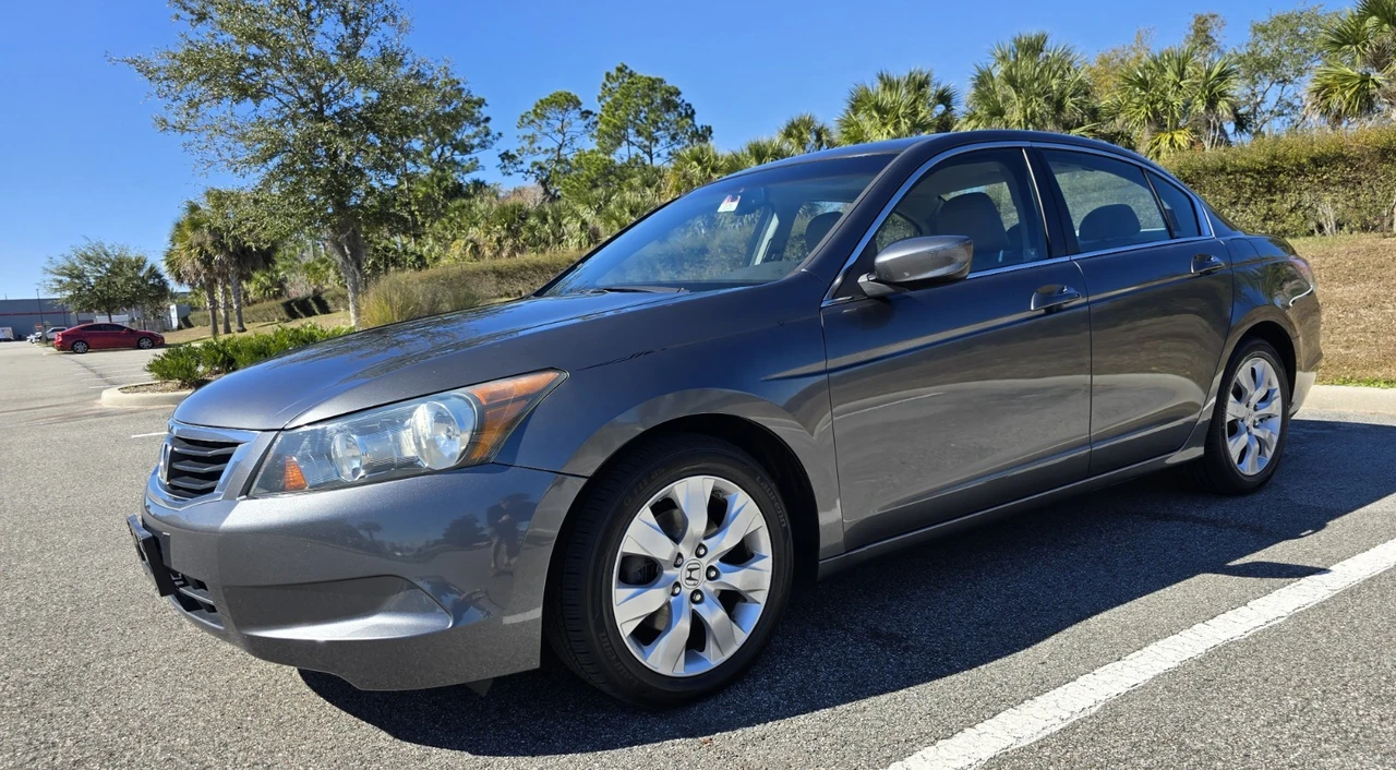 2010 Honda Accord 8th Gen - Image 2 of 21