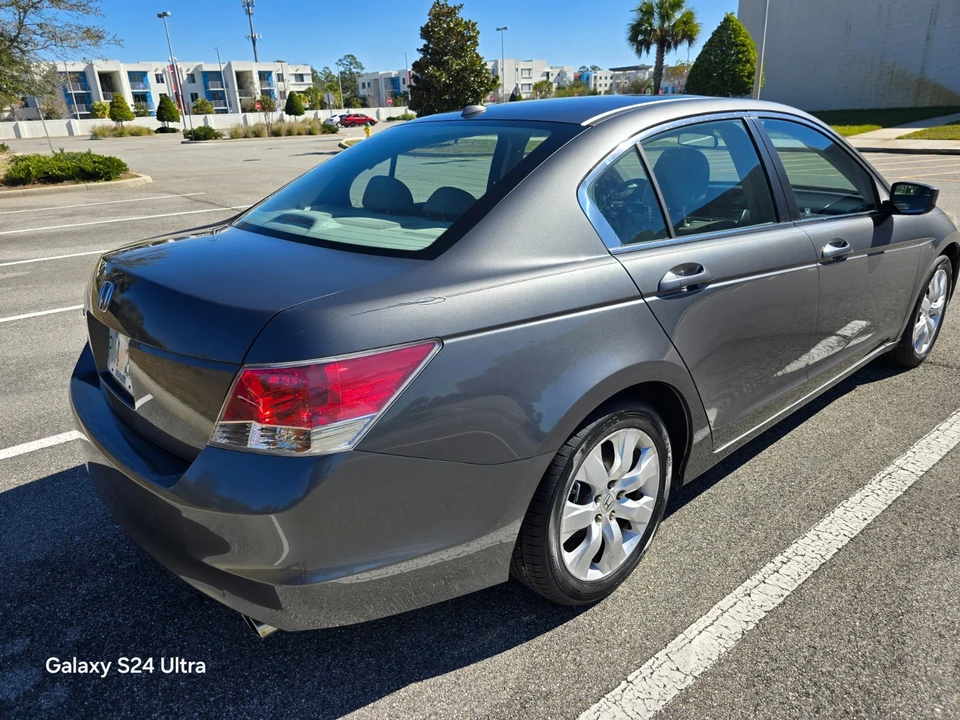 2010 Honda Accord 8th Gen - Image 8 of 21