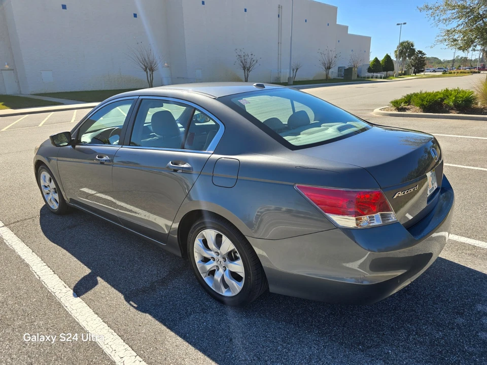 2010 Honda Accord 8th Gen - Image 4 of 21
