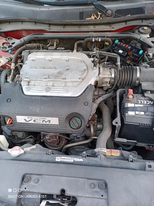 2010 Honda Accord 8th Gen - Image 4 of 17
