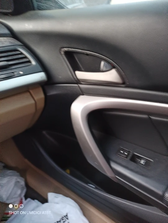 2010 Honda Accord 8th Gen - Image 5 of 17