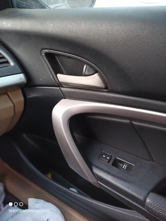2010 Honda Accord 8th Gen - Image 6 of 17