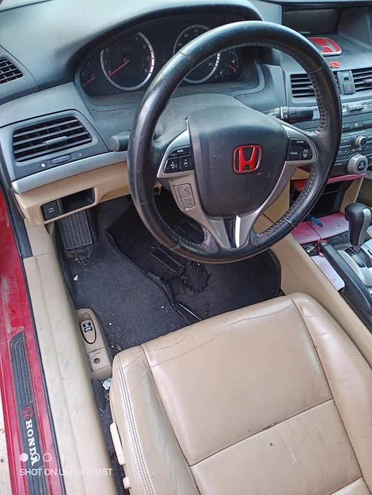 2010 Honda Accord 8th Gen - Image 9 of 17