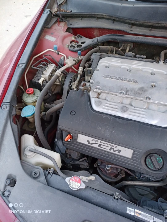2010 Honda Accord 8th Gen - Image 3 of 17