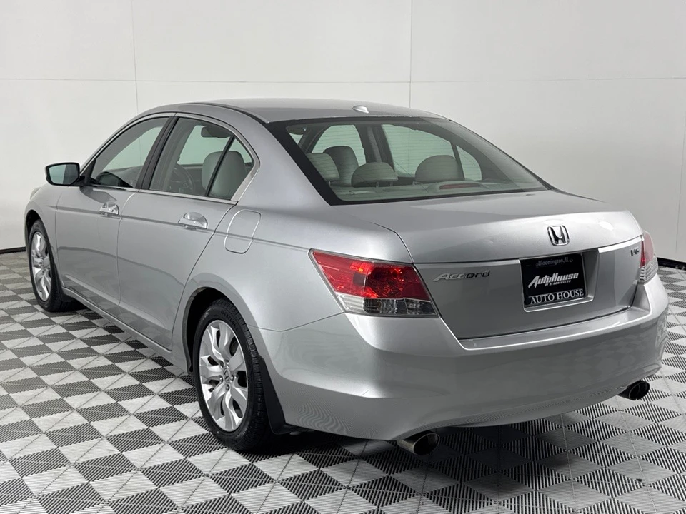 2010 Honda Accord 8th Gen - Image 7 of 12
