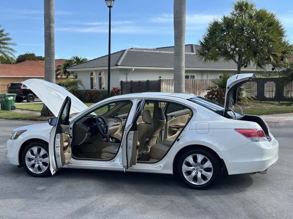 2010 Honda Accord 8th Gen - Image 20 of 21