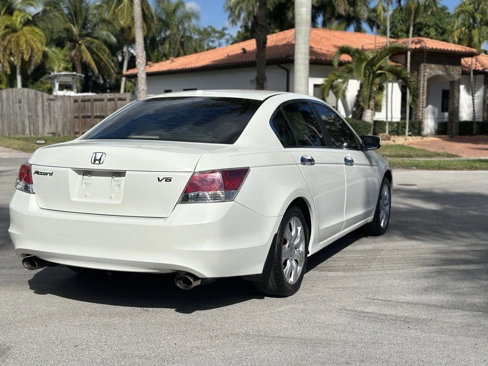 2010 Honda Accord 8th Gen - Image 10 of 21