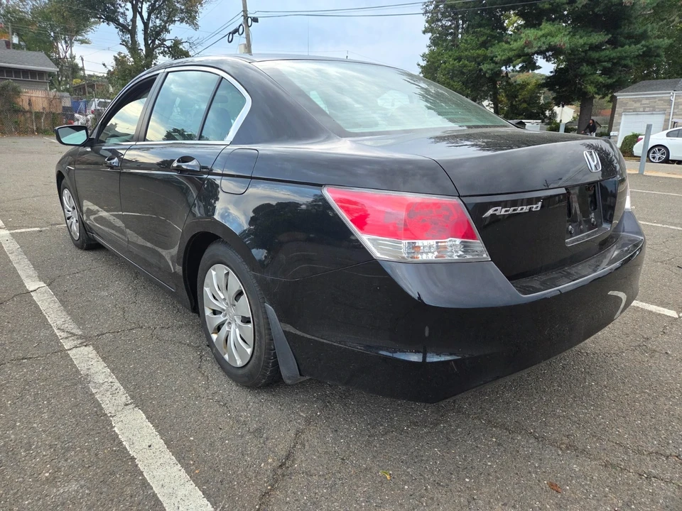 2010 Honda Accord 8th Gen - Image 3 of 21