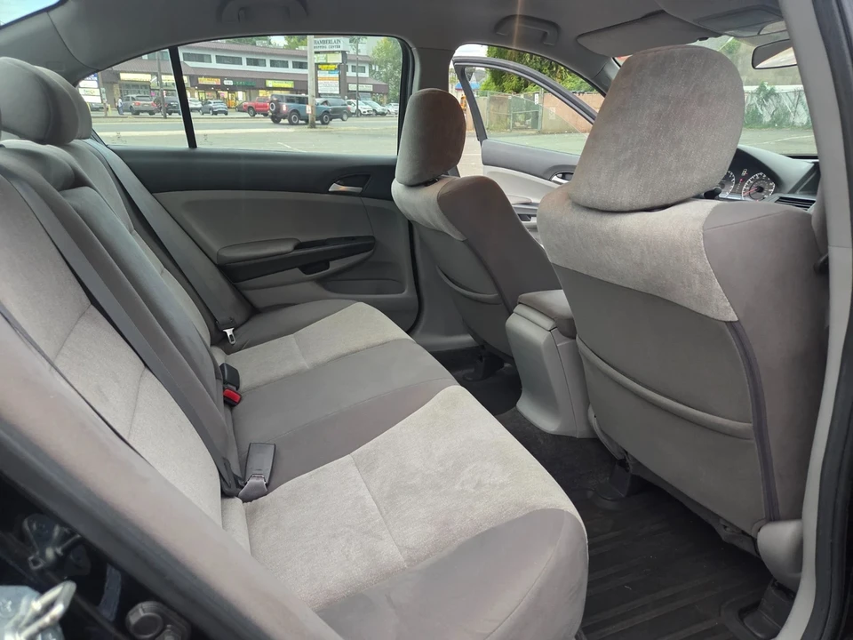 2010 Honda Accord 8th Gen - Image 19 of 21