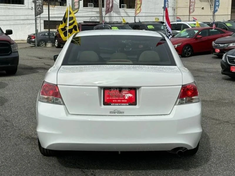 2010 Honda Accord 8th Gen - Image 5 of 12
