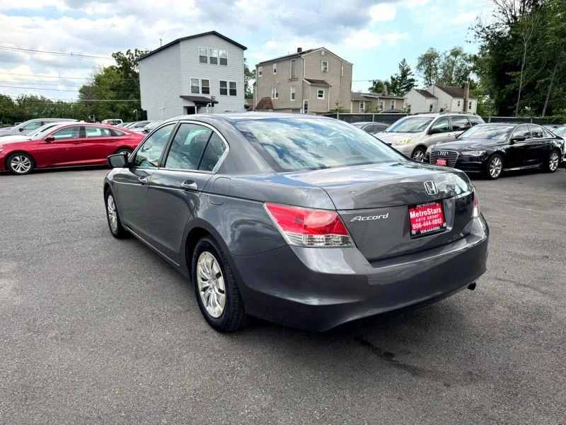 2010 Honda Accord 8th Gen - Image 7 of 12