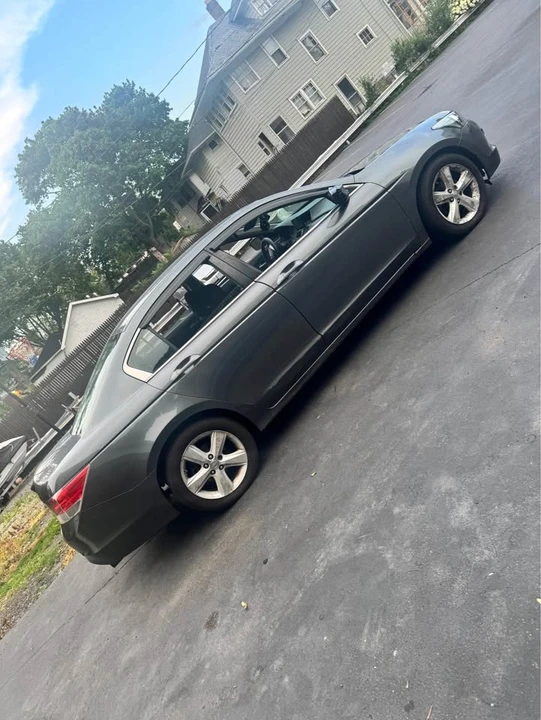 2010 Honda Accord 8th Gen - Image 13 of 14