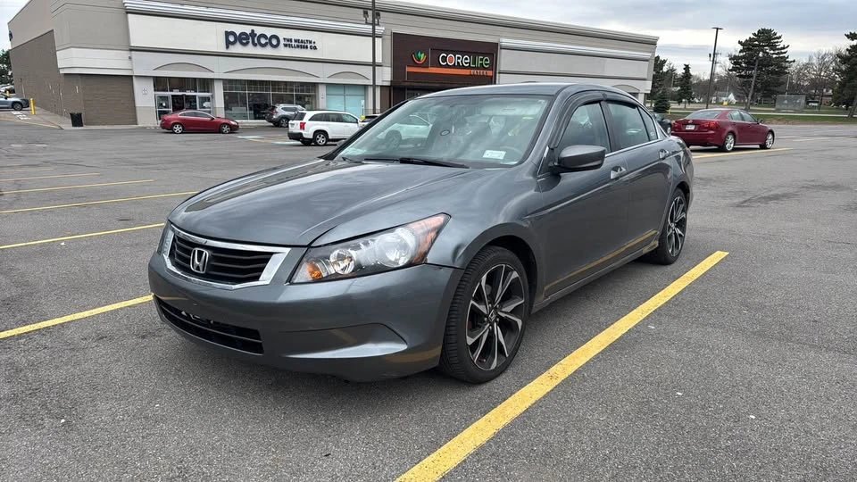 2010 Honda Accord 8th Gen - Image 4 of 14