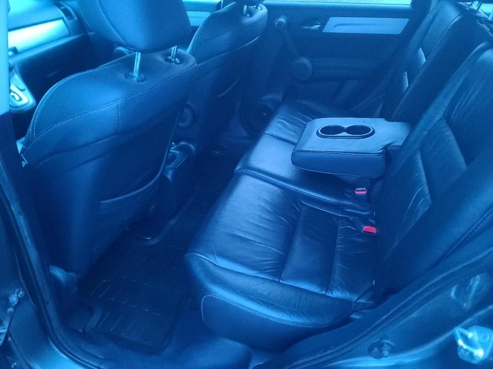 2010 Honda CR-V 3rd Gen - Image 11 of 21