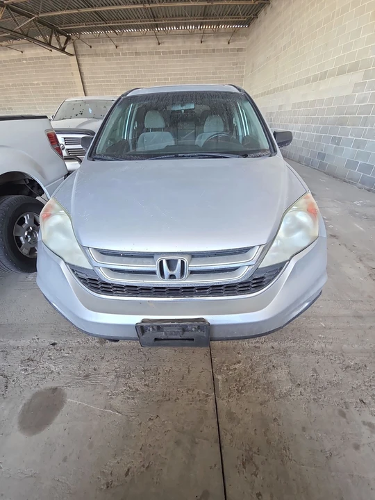 2010 Honda CR-V 3rd Gen - Image 2 of 9