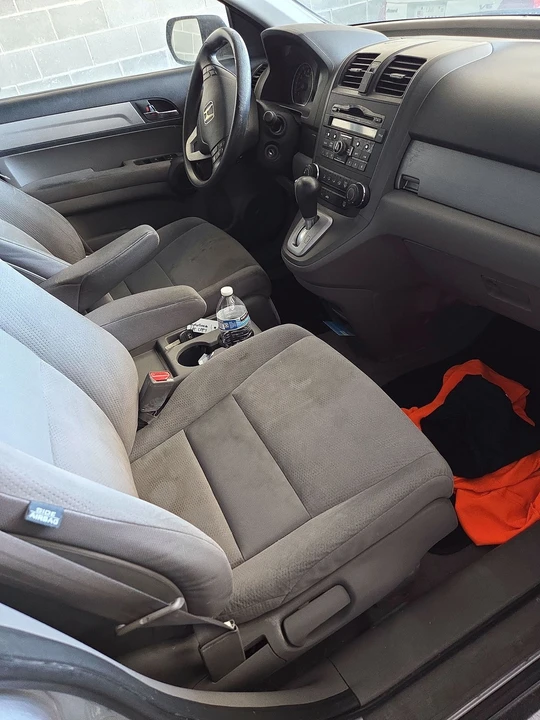 2010 Honda CR-V 3rd Gen - Image 6 of 9