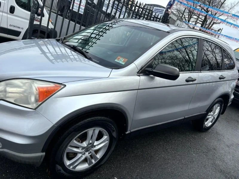 2010 Honda CR-V 3rd Gen - Image 3 of 12