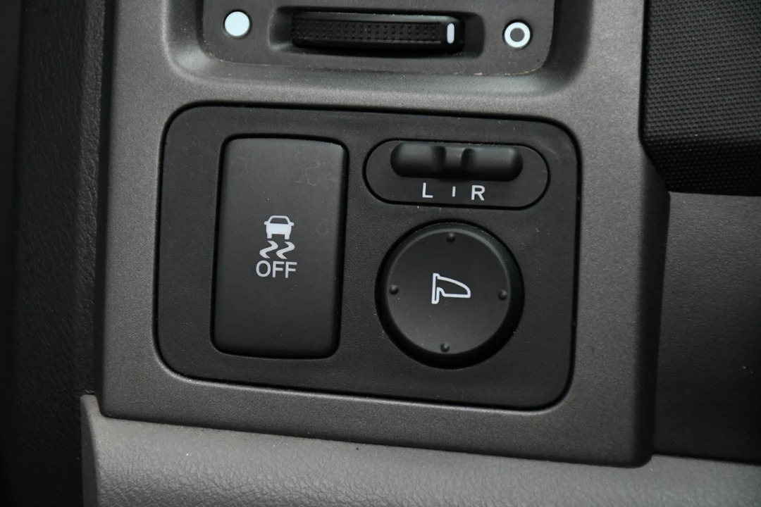 2010 Honda CR-V 3rd Gen - Image 21 of 21