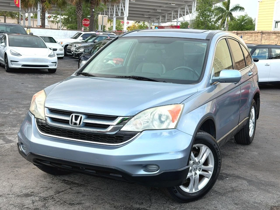 2010 Honda CR-V 3rd Gen - Image 3 of 31