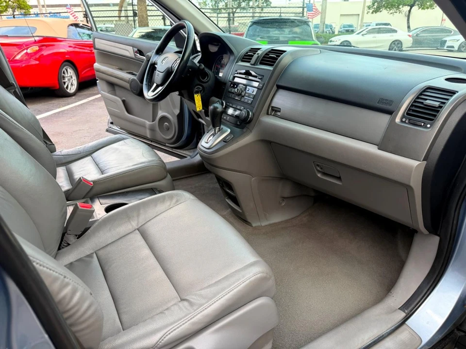 2010 Honda CR-V 3rd Gen - Image 29 of 31