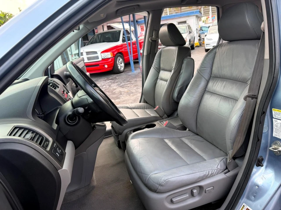 2010 Honda CR-V 3rd Gen - Image 21 of 31