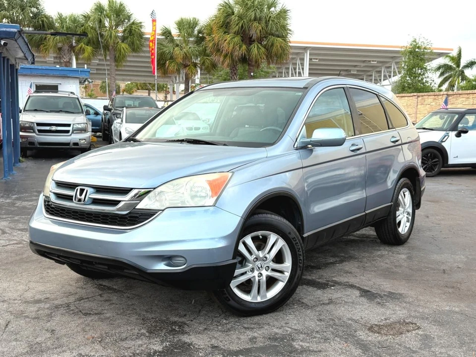 2010 Honda CR-V 3rd Gen - Image 2 of 31