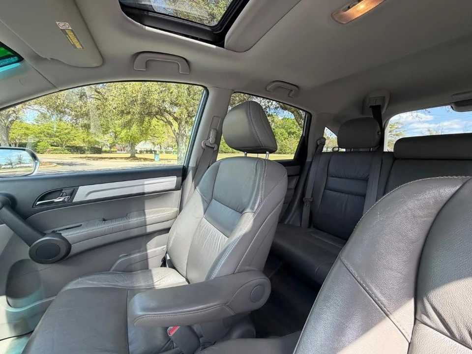 2010 Honda CR-V 3rd Gen - Image 4 of 21
