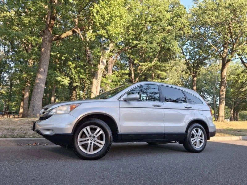 2010 Honda CR-V 3rd Gen - Image 2 of 12