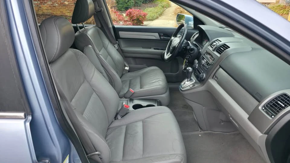 2010 Honda CR-V 3rd Gen - Image 10 of 20