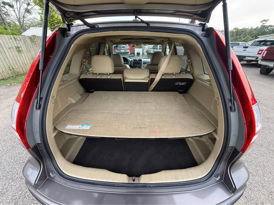 2010 Honda CR-V 3rd Gen - Image 16 of 21