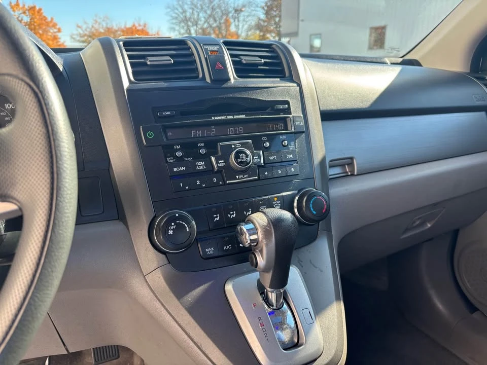 2010 Honda CR-V 3rd Gen - Image 11 of 13