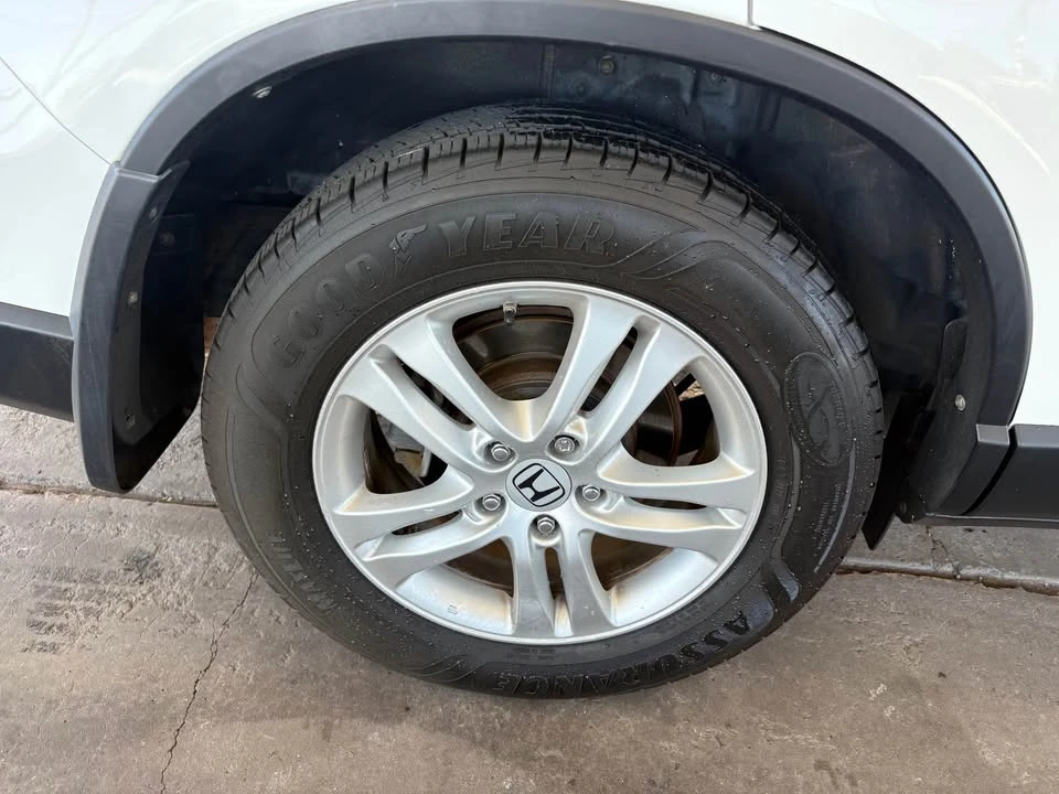 2010 Honda CR-V 3rd Gen - Image 4 of 11