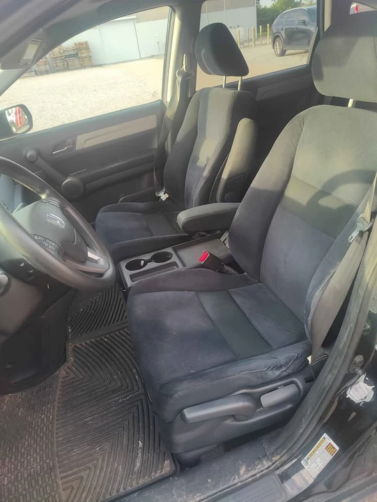 2010 Honda CR-V 3rd Gen - Image 9 of 13