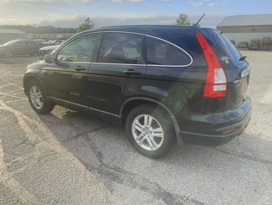 2010 Honda CR-V 3rd Gen - Image 5 of 13