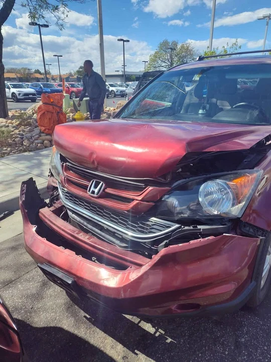 2010 Honda CR-V 3rd Gen - Image 3 of 13