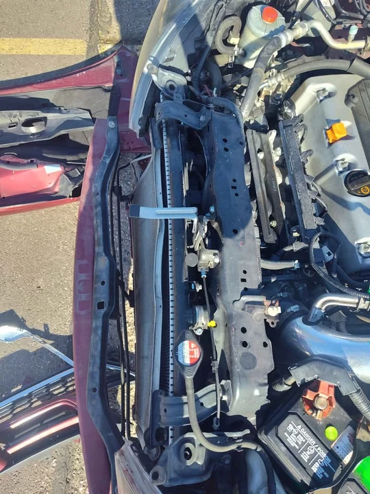 2010 Honda CR-V 3rd Gen - Image 6 of 13