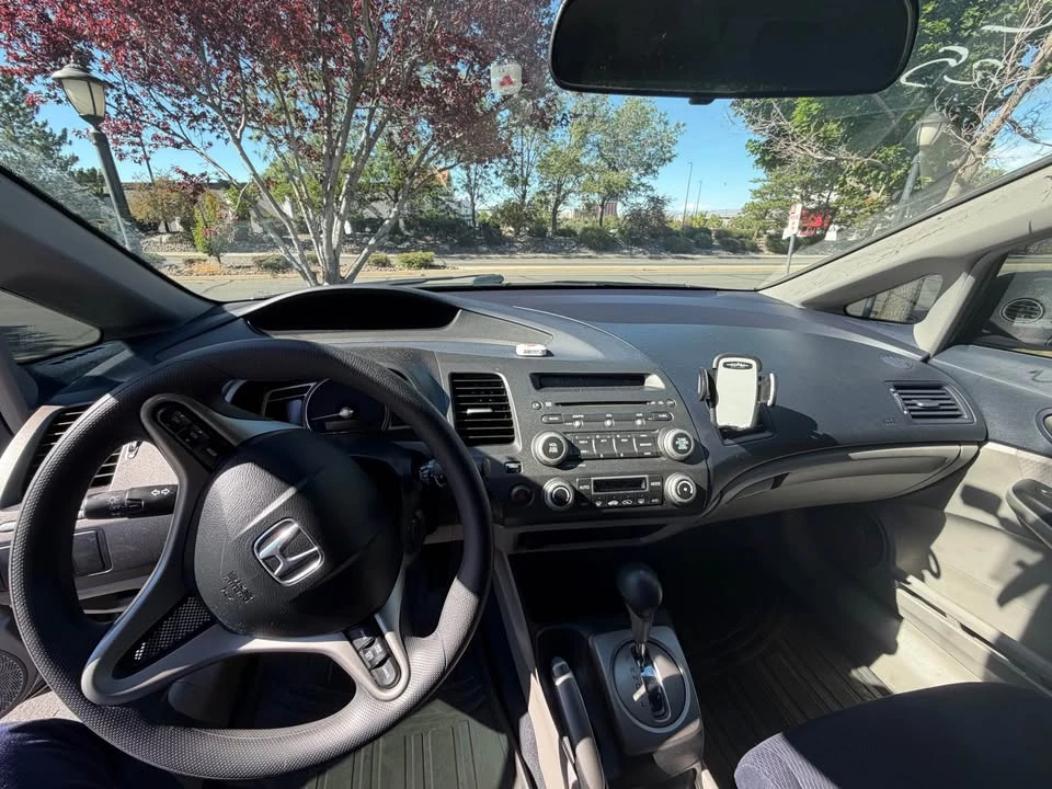 2010 Honda CR-V 3rd Gen - Image 4 of 6