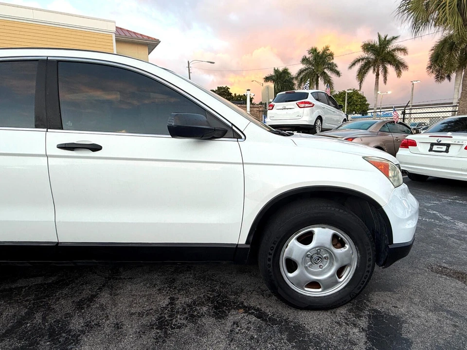 2010 Honda CR-V 3rd Gen - Image 9 of 21