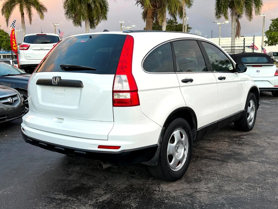 2010 Honda CR-V 3rd Gen - Image 15 of 21