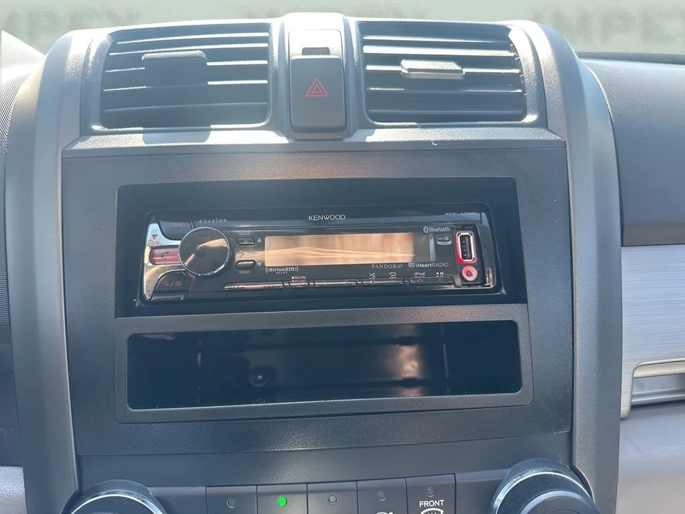2010 Honda CR-V 3rd Gen - Image 14 of 21
