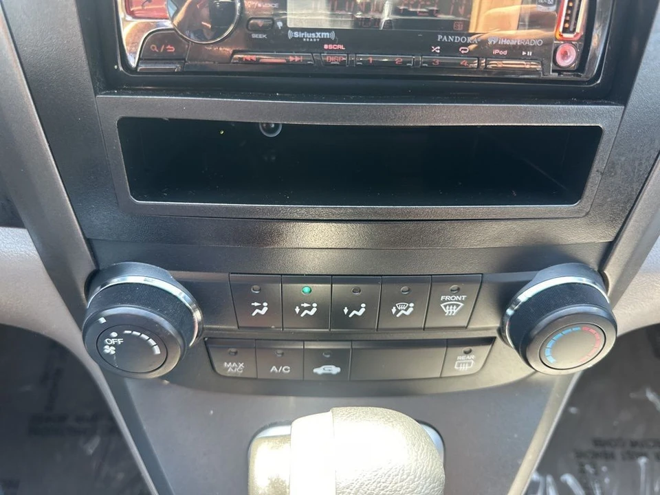 2010 Honda CR-V 3rd Gen - Image 15 of 21